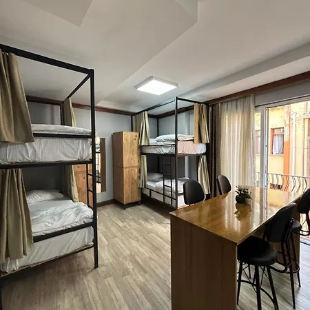 Auberge de jeunesse Moon *